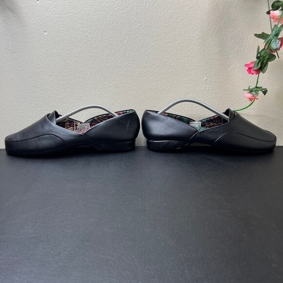Dr. Leonard’s Men’s Black Slip-On Loafers Size 9M Comfort Diabetic Shoes